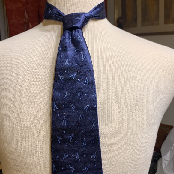 ROGER L. PARIS EIFFEL TOWER NECKTIE - Picture 3 of 11